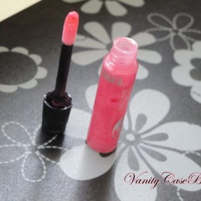 Oriflame Clickit Lipgloss Review and Swatch