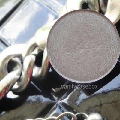 Inglot Freedom System Pearl Eyeshadow 448 Review and Swatch