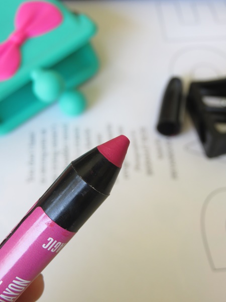 Lakme enrich lip crayon review