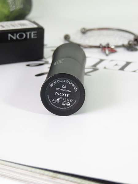 lipstick shade for fair skin