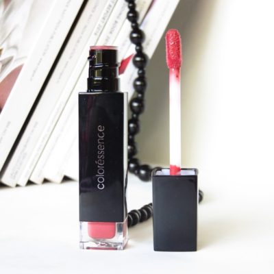 Put the Matte Look to Rest and give Glossy Lips a Try!